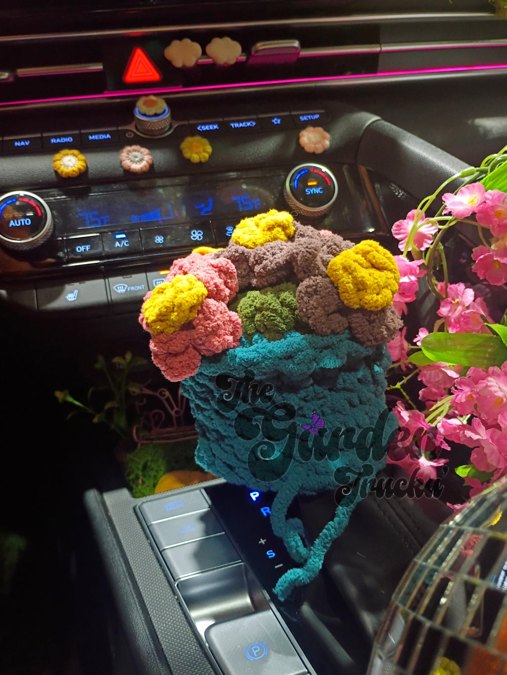 Daisy Flower Pot - Gear Shift Sleeve